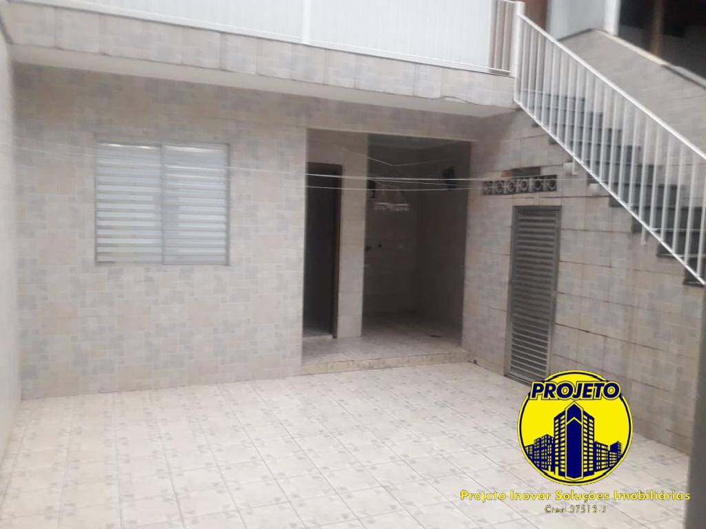 Casa à venda com 3 quartos, 211m² - Foto 21