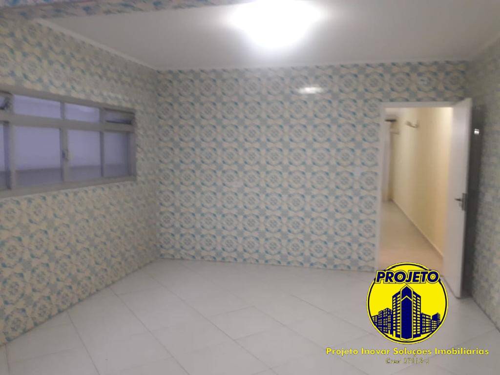 Casa à venda com 3 quartos, 211m² - Foto 13