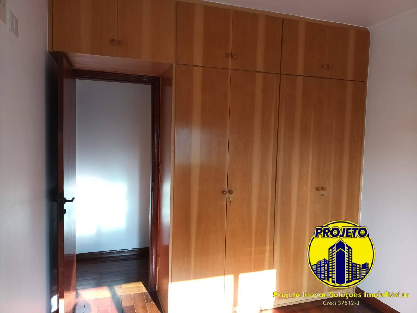 Apartamento à venda com 3 quartos, 114m² - Foto 11