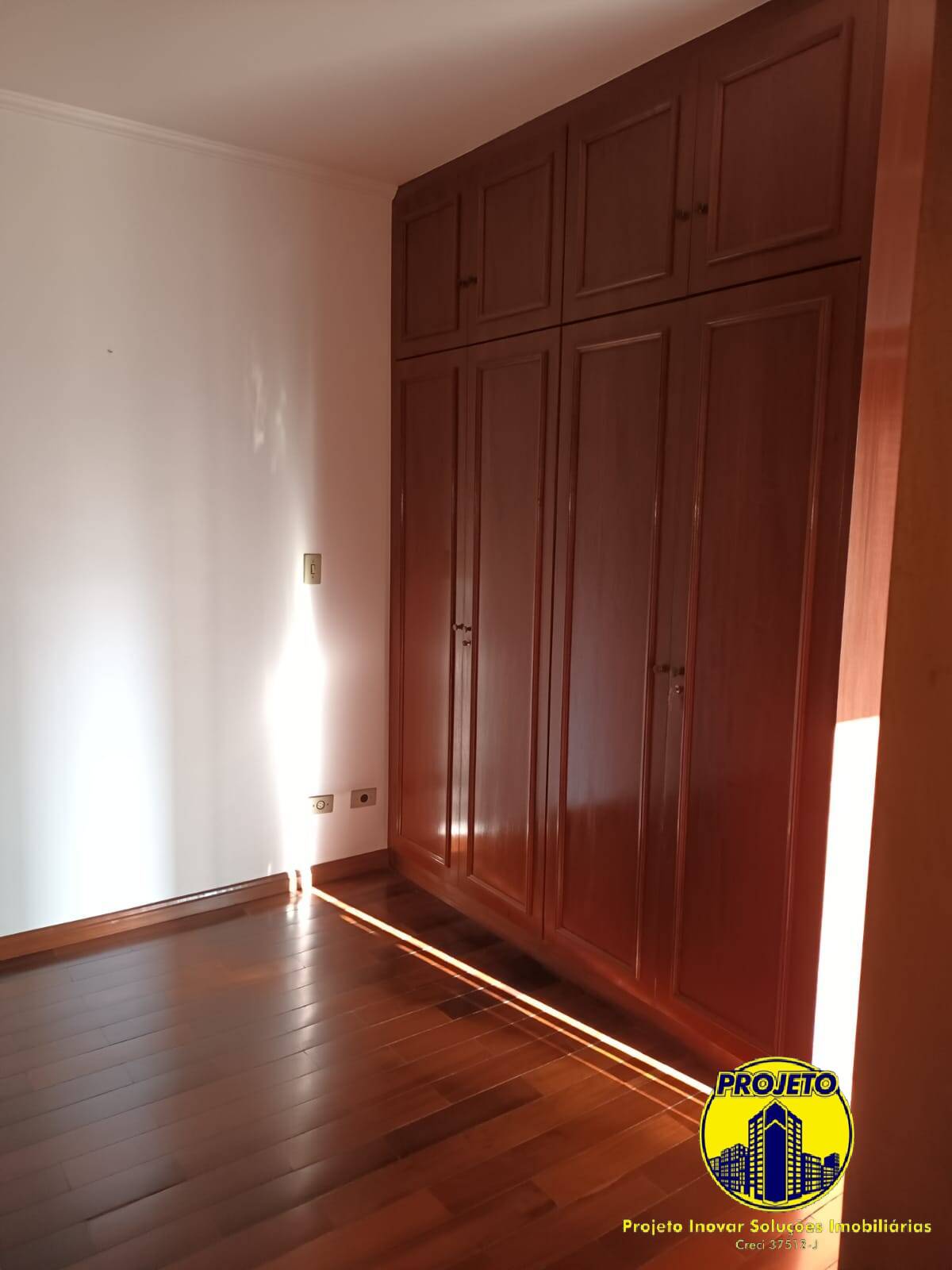 Apartamento à venda com 3 quartos, 114m² - Foto 15