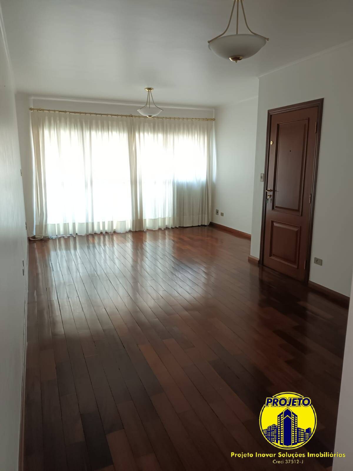 Apartamento à venda com 3 quartos, 114m² - Foto 4