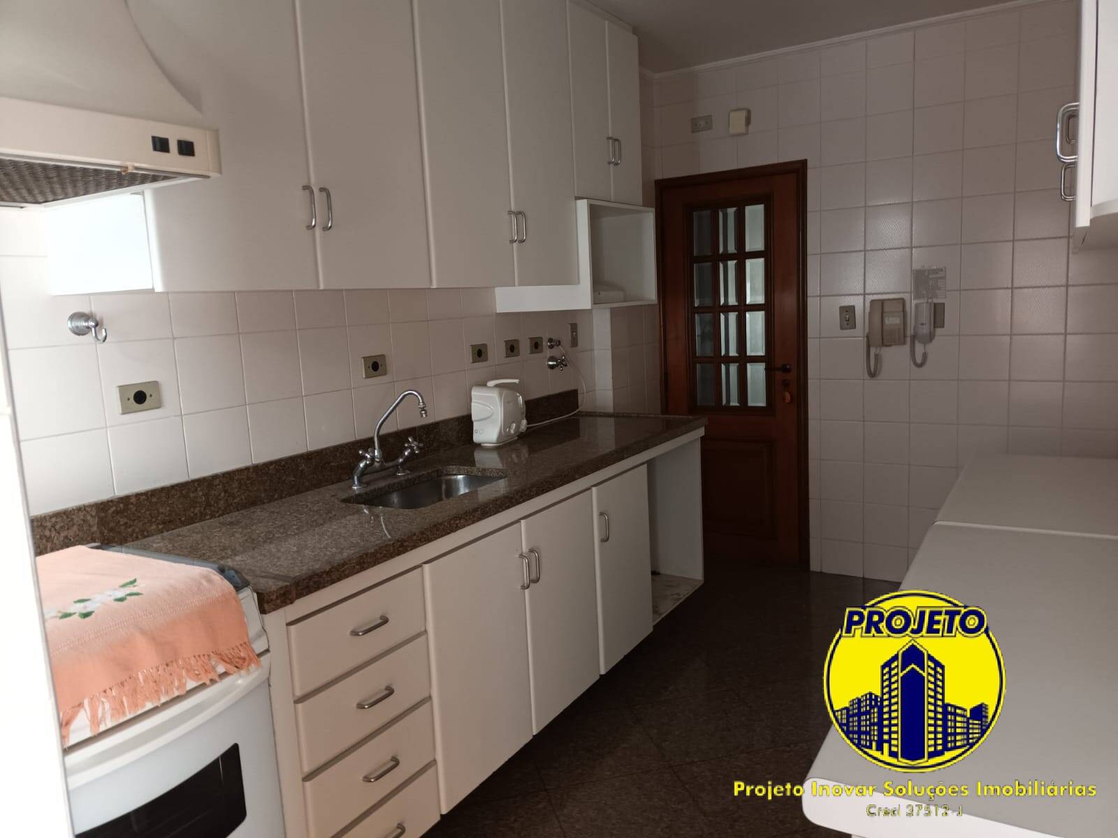 Apartamento à venda com 3 quartos, 114m² - Foto 27