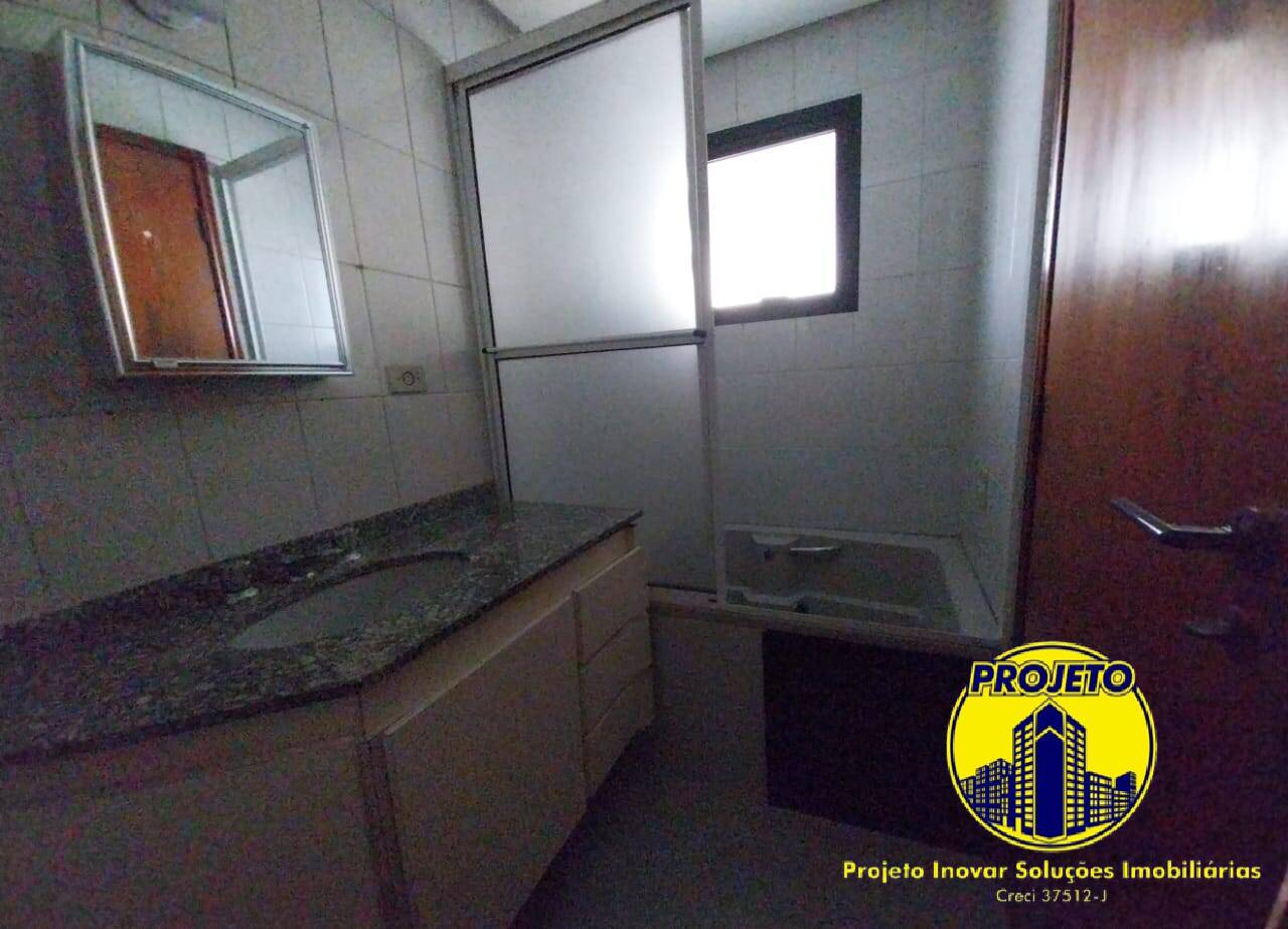 Apartamento à venda com 3 quartos, 123m² - Foto 21