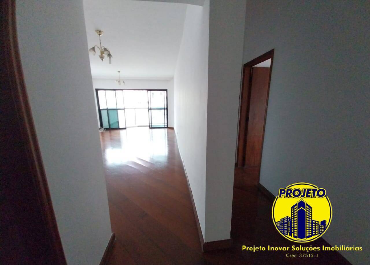 Apartamento à venda com 3 quartos, 123m² - Foto 7