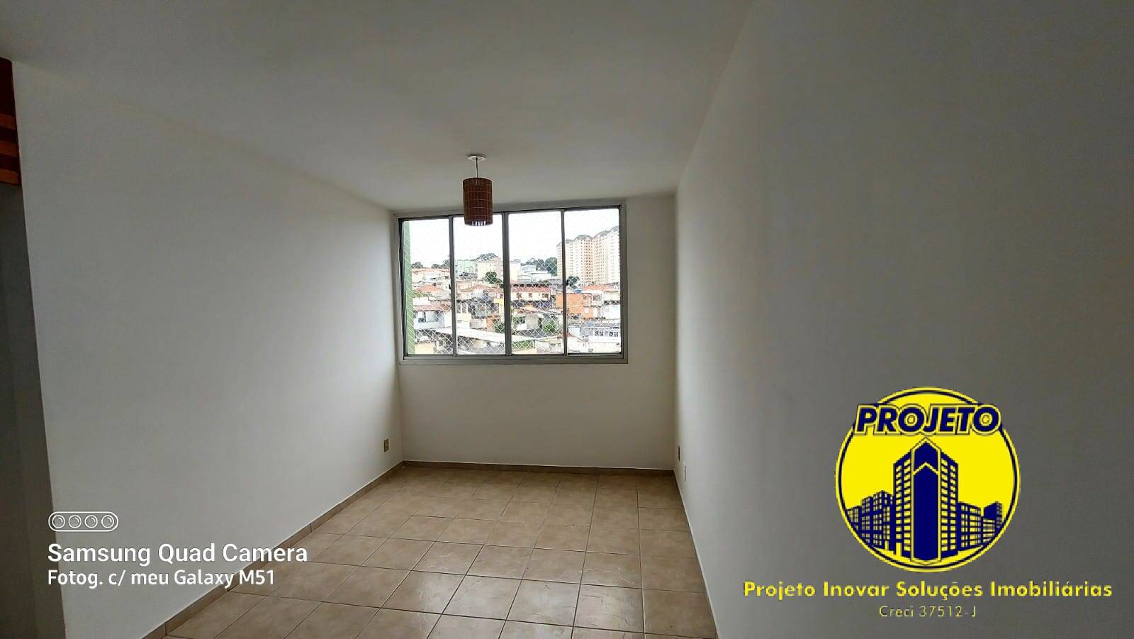 Apartamento para alugar com 3 quartos, 70m² - Foto 2