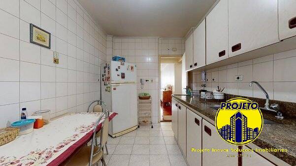 Apartamento à venda com 3 quartos, 123m² - Foto 12