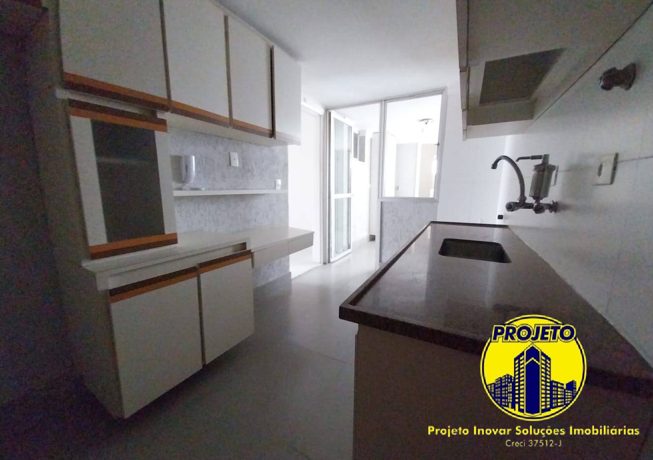 Apartamento à venda com 3 quartos, 92m² - Foto 15