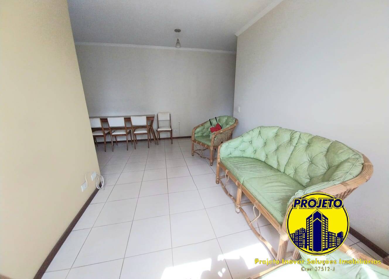 Apartamento à venda com 2 quartos, 76m² - Foto 2