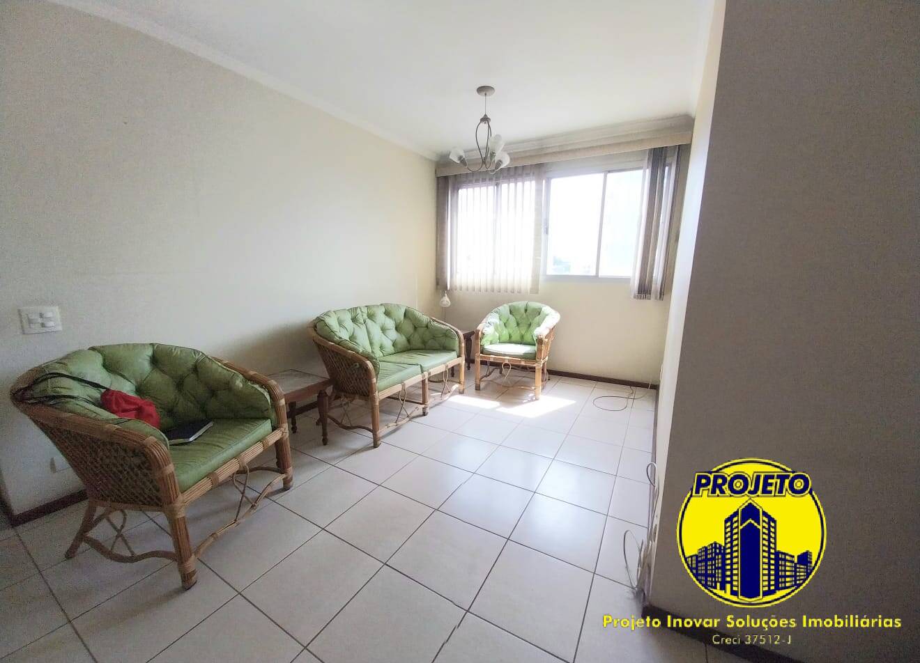 Apartamento à venda com 2 quartos, 76m² - Foto 3