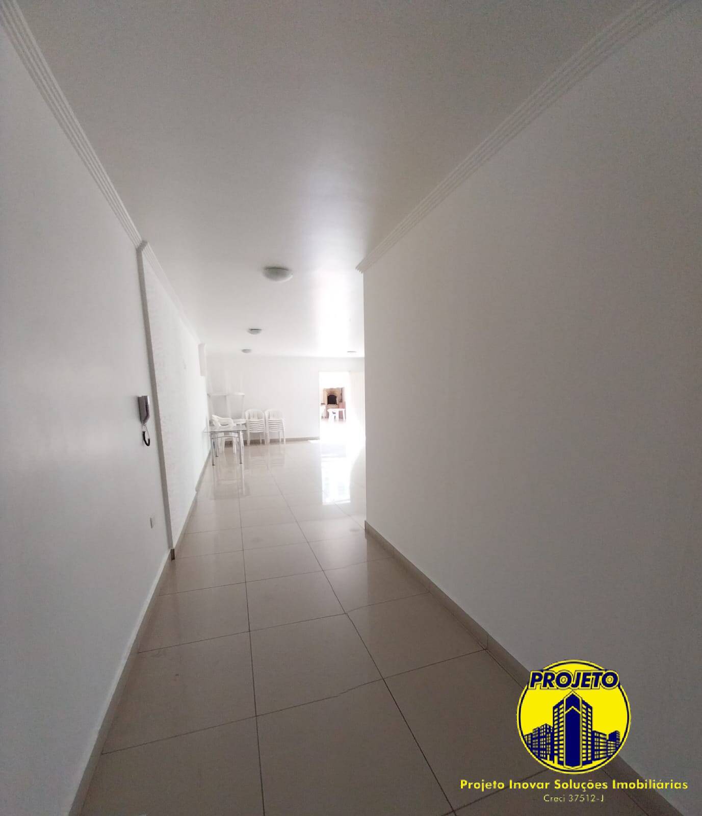 Apartamento à venda com 2 quartos, 76m² - Foto 17