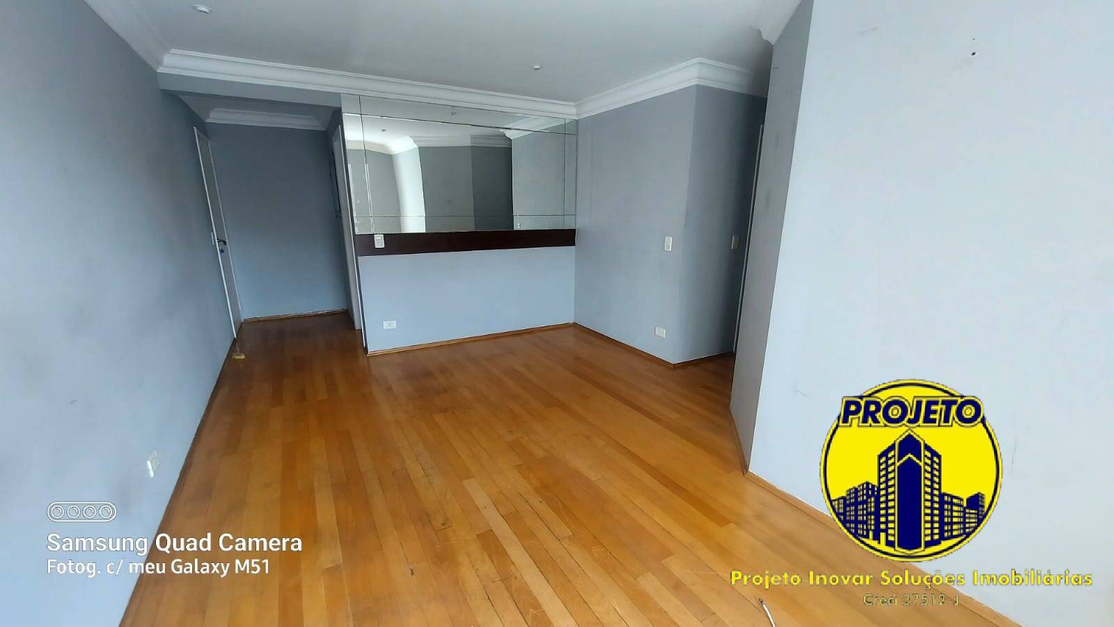 Apartamento à venda com 2 quartos, 57m² - Foto 2