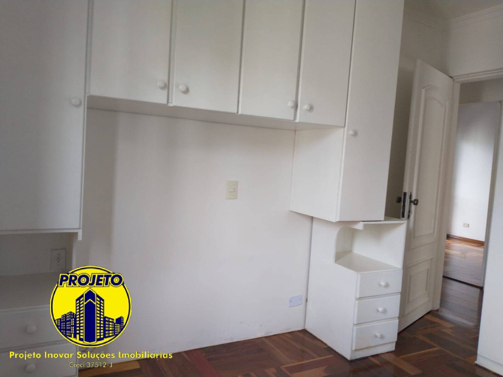 Apartamento à venda com 3 quartos, 110m² - Foto 13