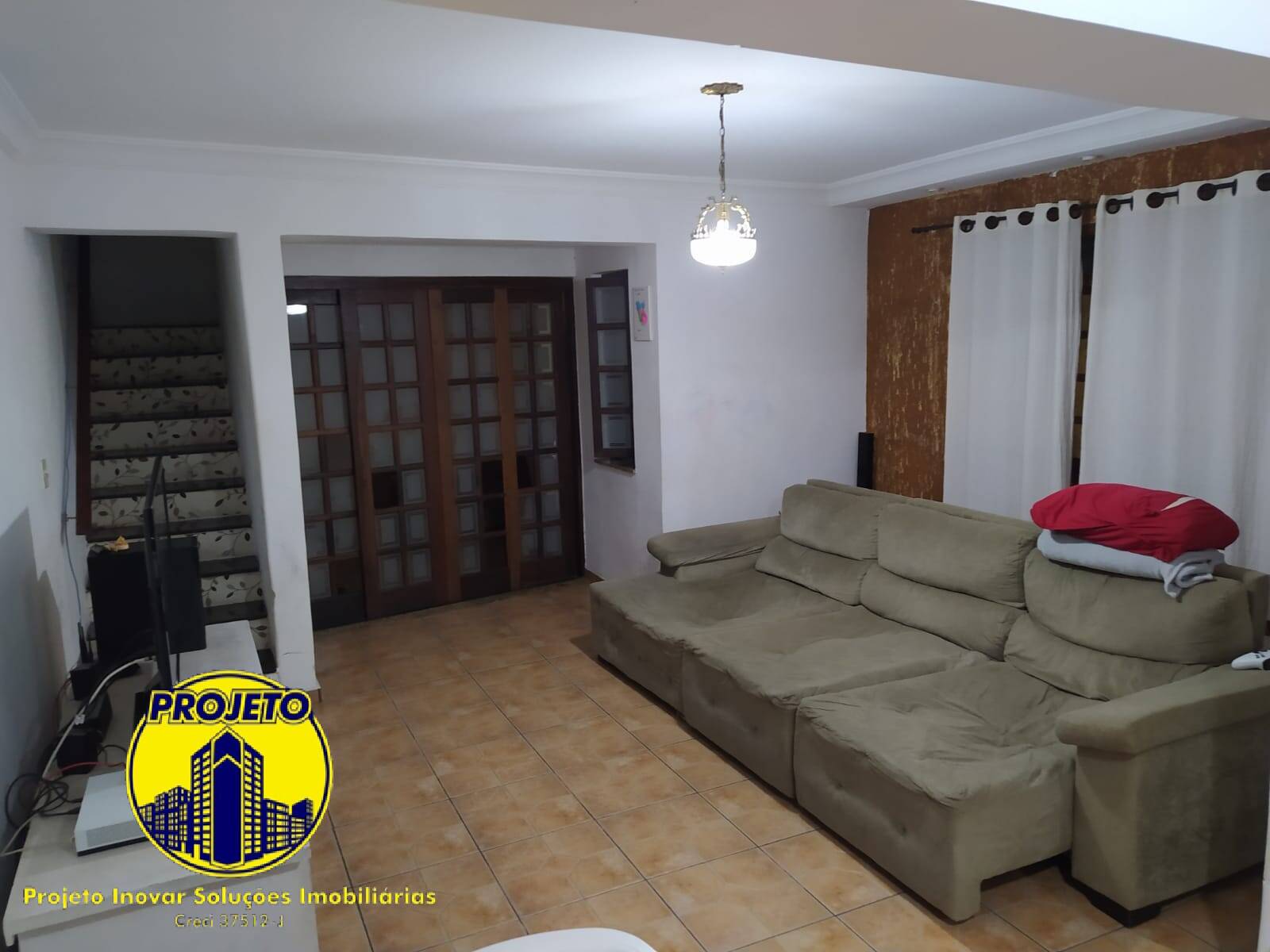 Casa à venda com 4 quartos, 210m² - Foto 5