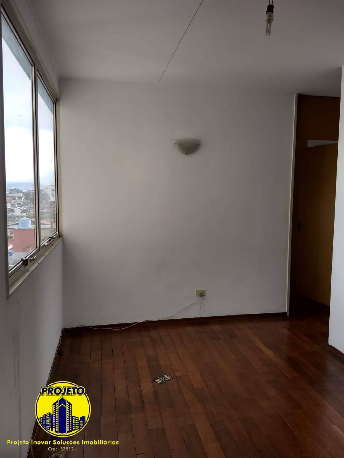 Apartamento à venda com 2 quartos, 50m² - Foto 2