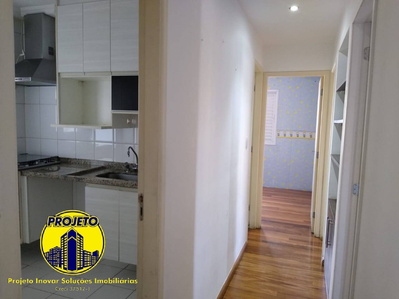 Apartamento à venda com 3 quartos, 142m² - Foto 3