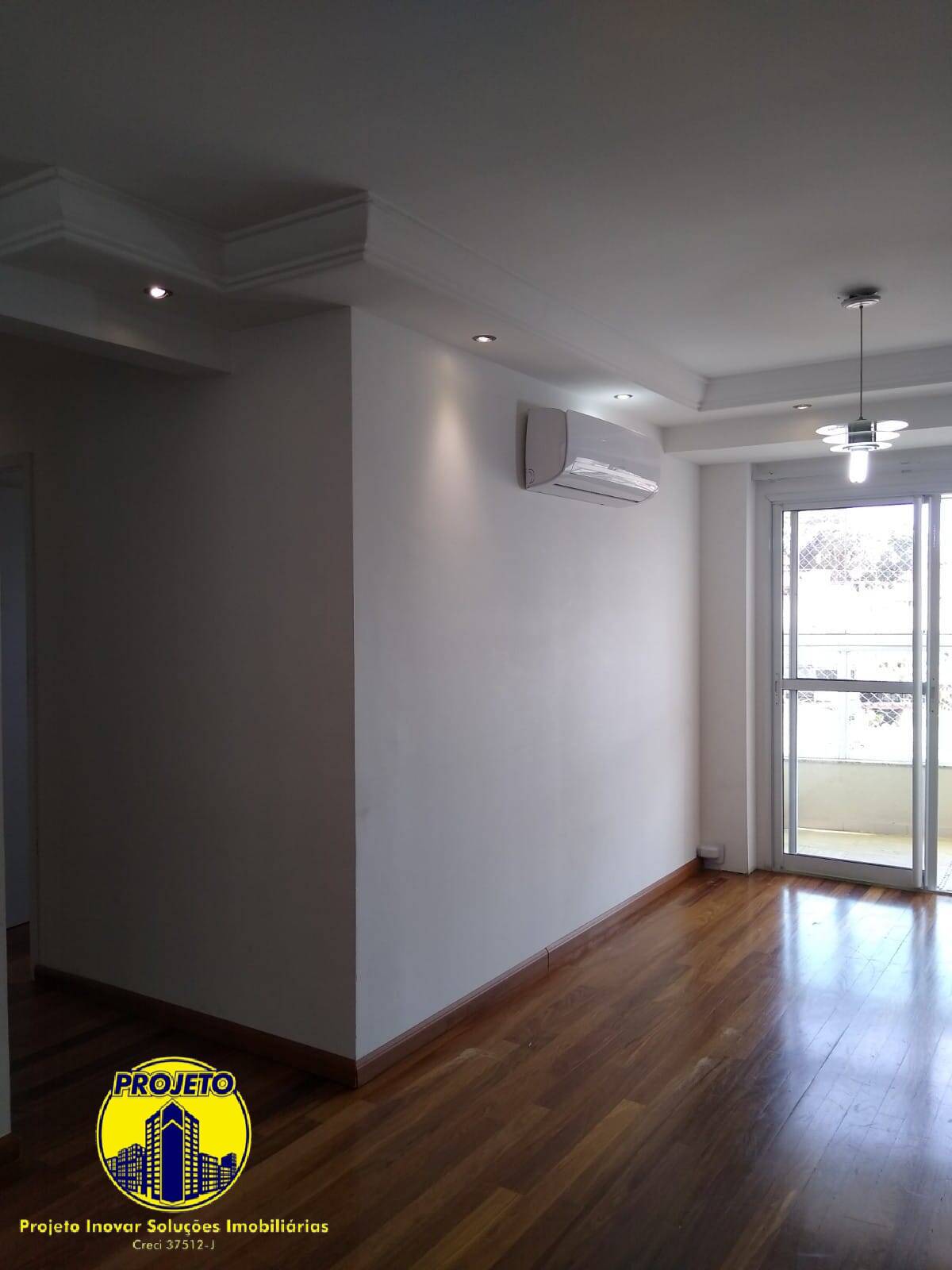 Apartamento à venda com 3 quartos, 142m² - Foto 2