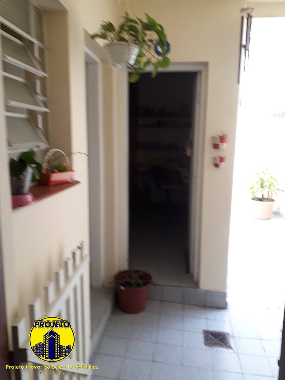 Casa à venda com 2 quartos, 100m² - Foto 14