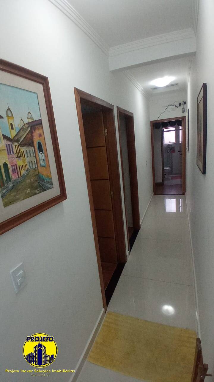 Casa à venda com 3 quartos, 200m² - Foto 9