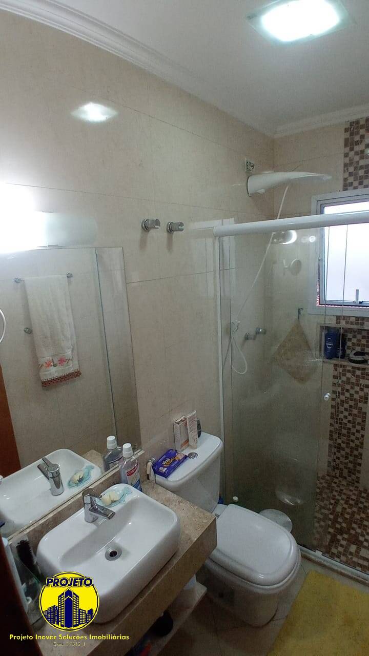 Casa à venda com 3 quartos, 200m² - Foto 15