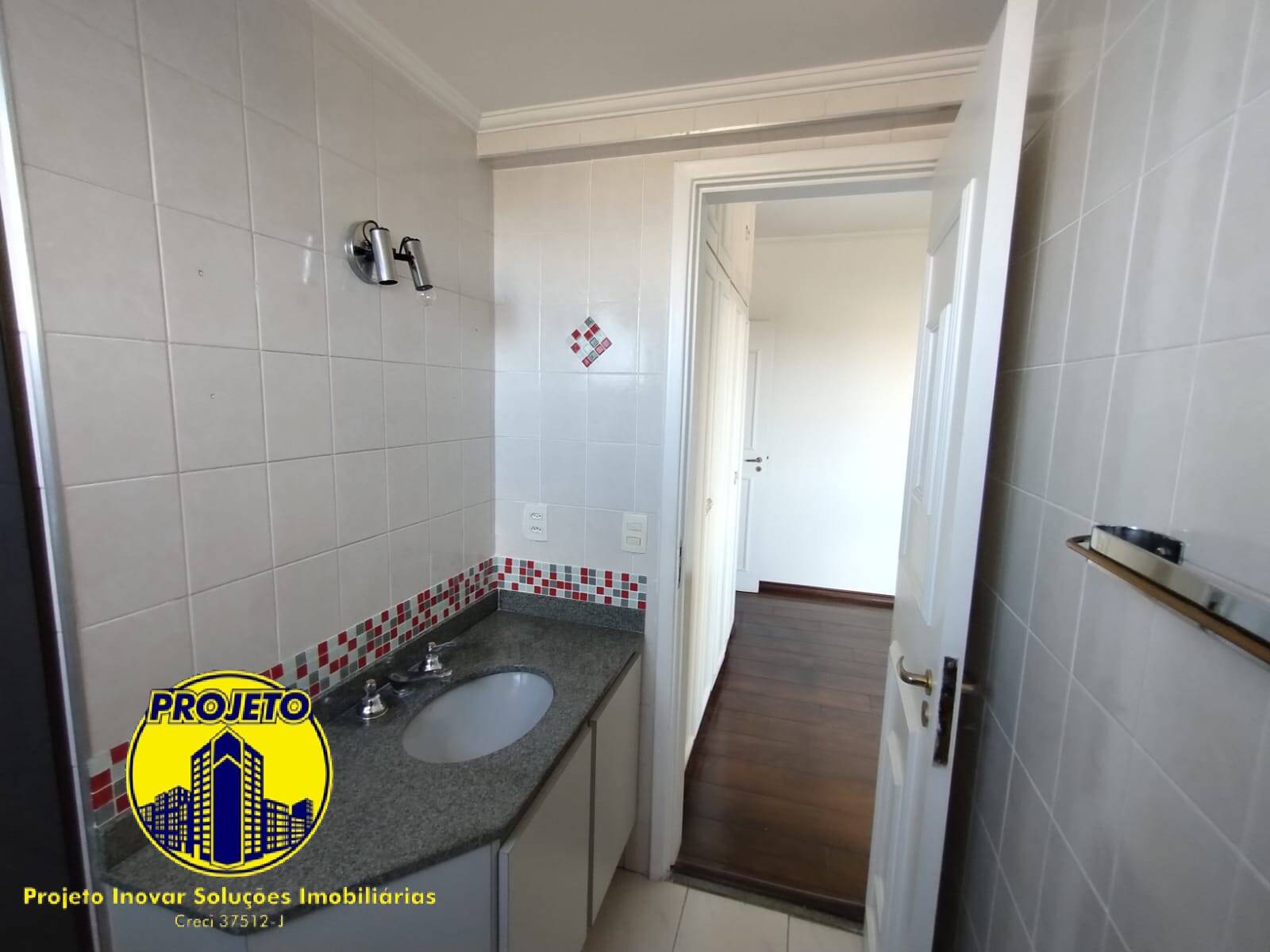 Apartamento à venda com 3 quartos, 105m² - Foto 27