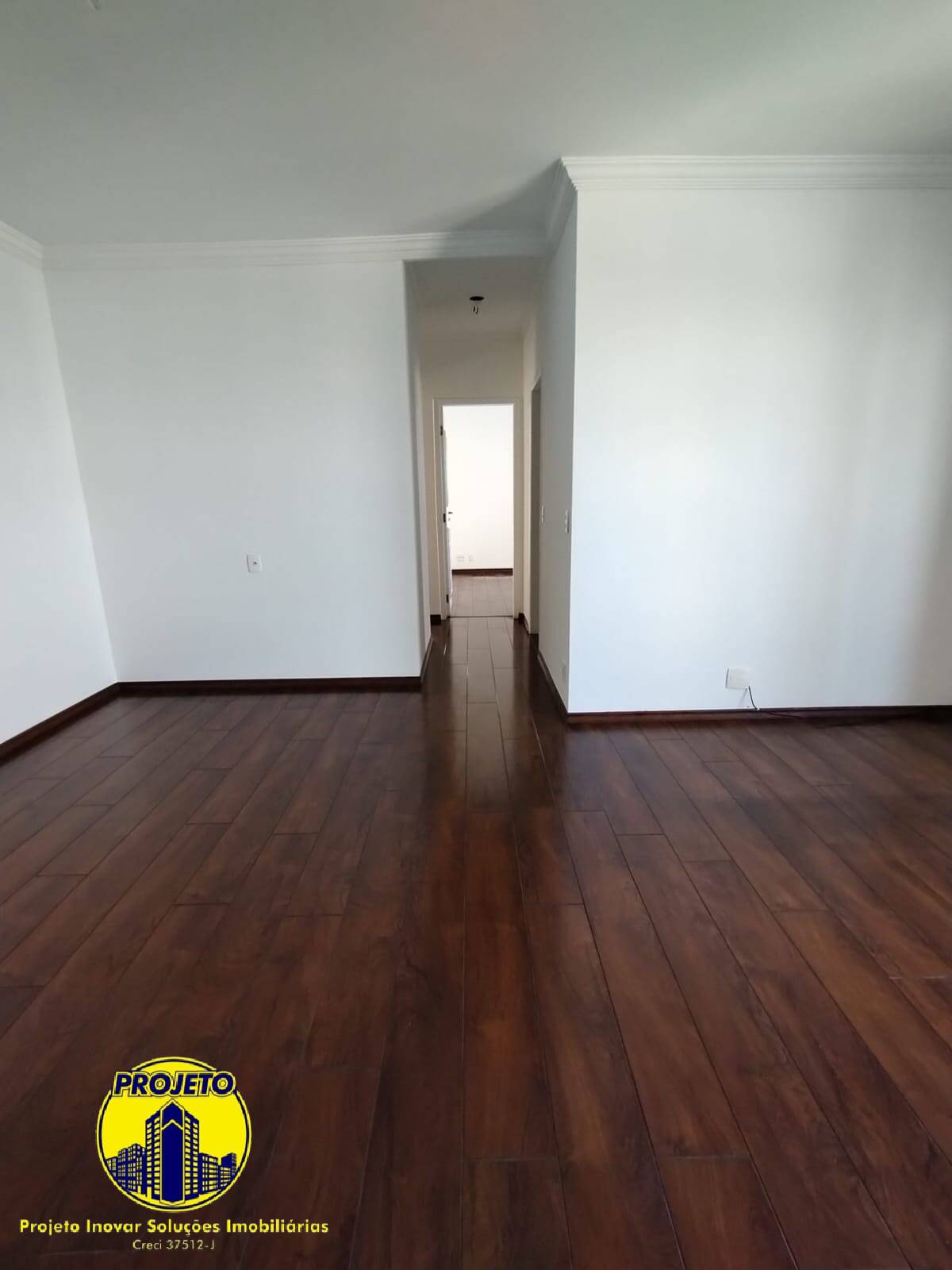 Apartamento à venda com 3 quartos, 105m² - Foto 11