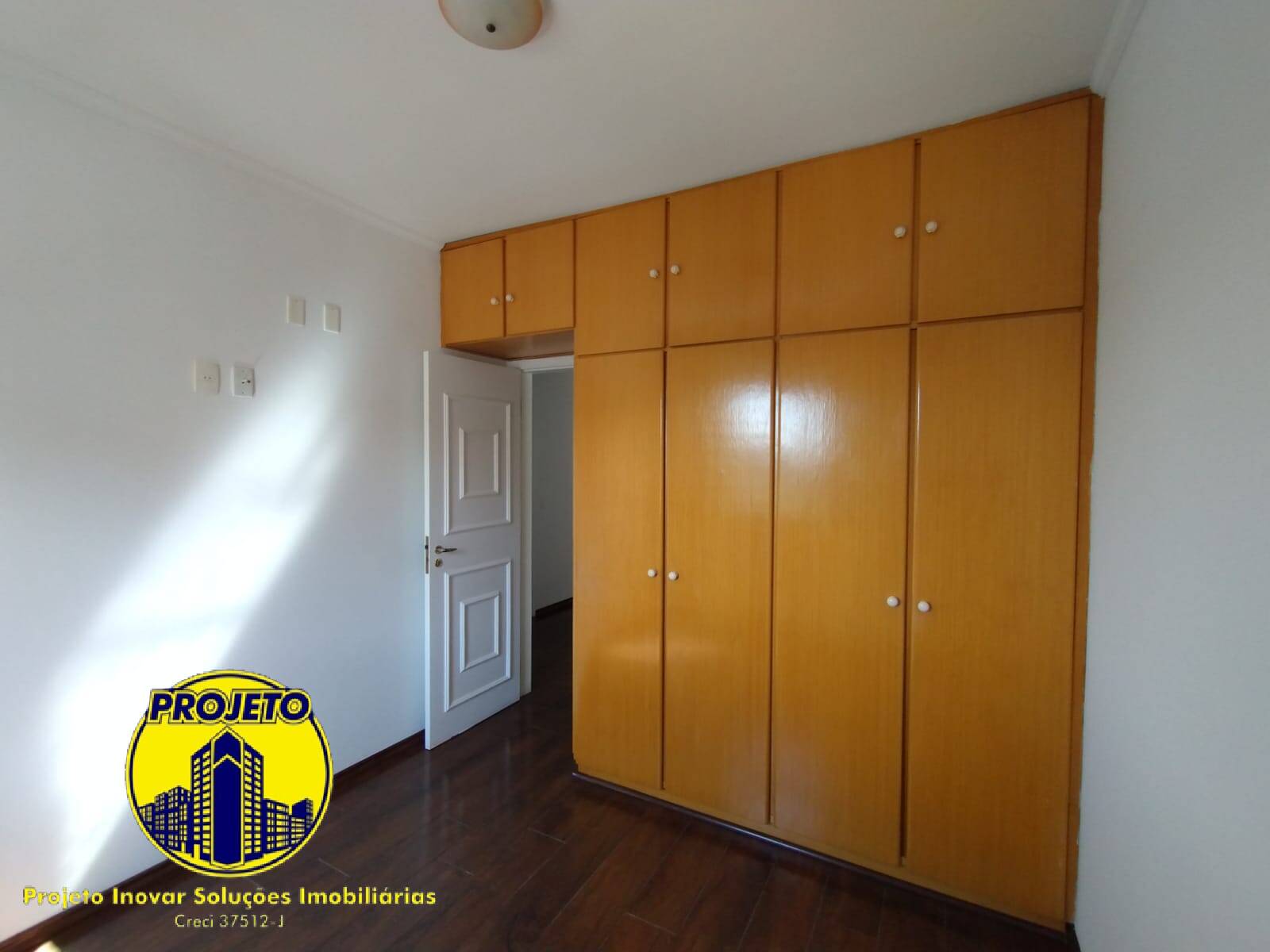 Apartamento à venda com 3 quartos, 105m² - Foto 17