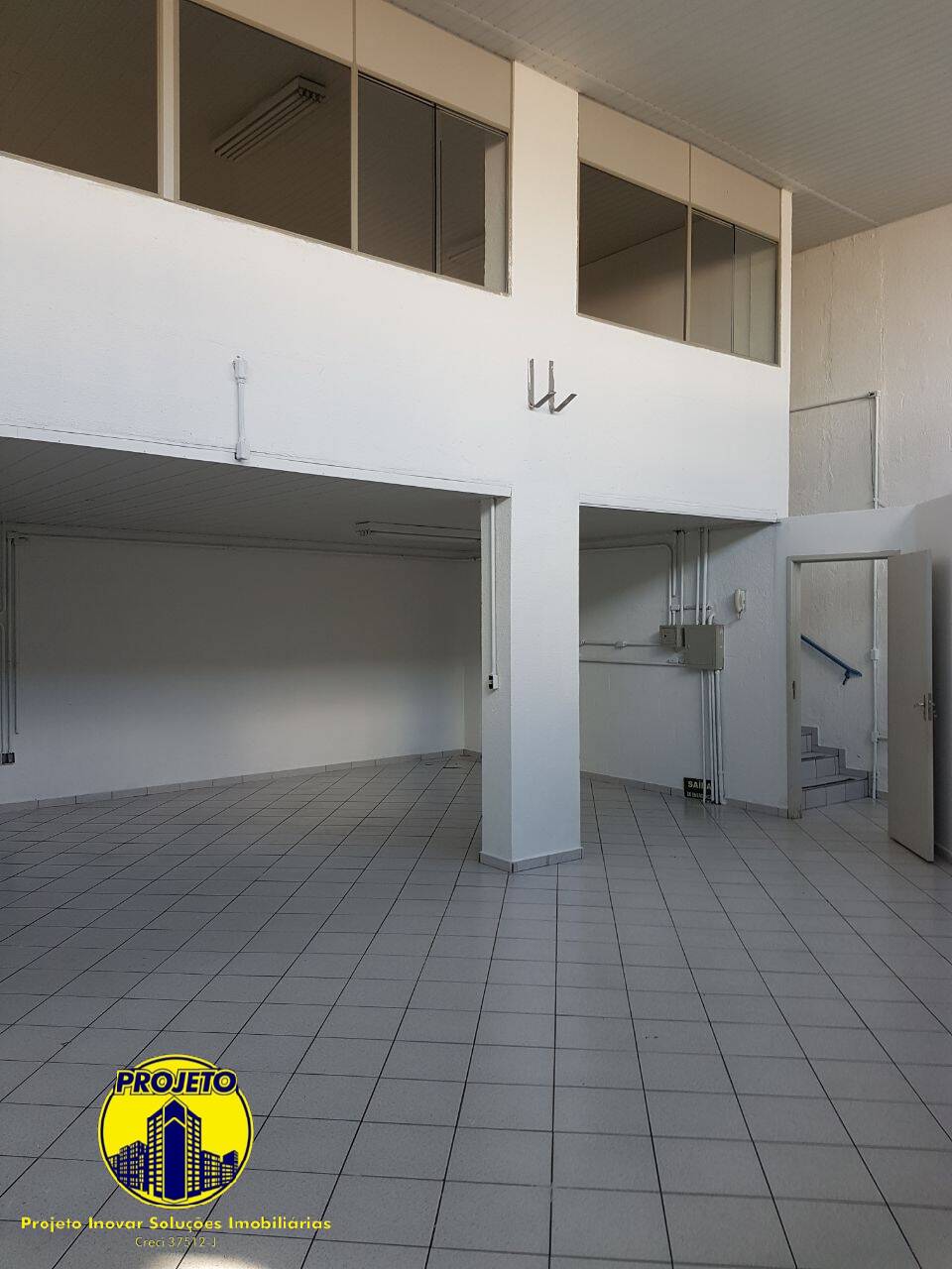 Prédio Inteiro para alugar, 650m² - Foto 3