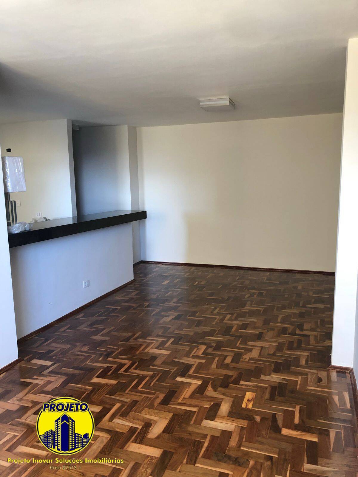 Apartamento à venda com 3 quartos, 97m² - Foto 1