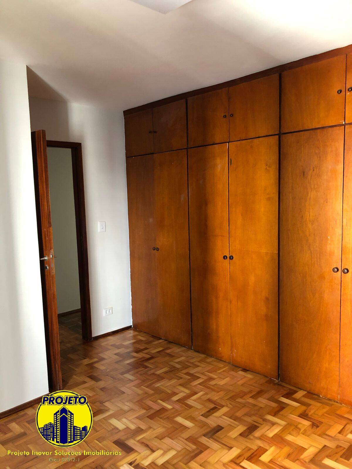 Apartamento à venda com 3 quartos, 97m² - Foto 14