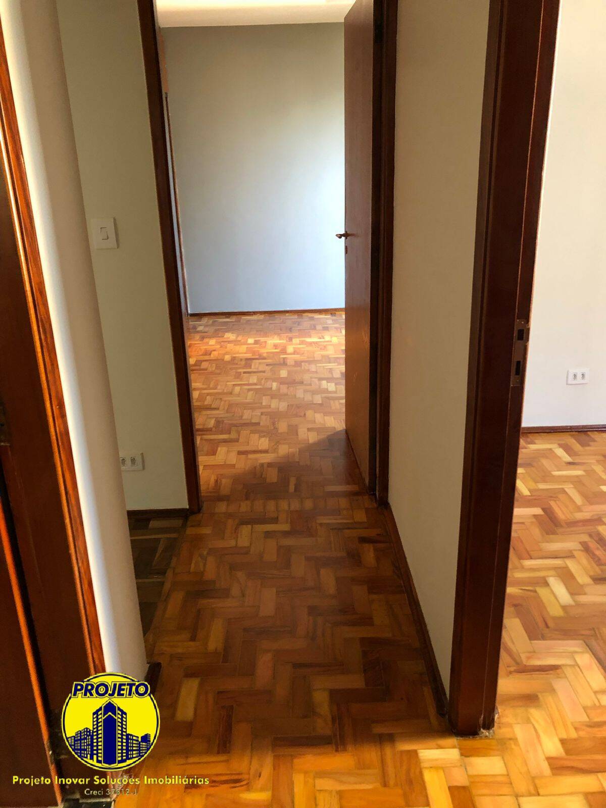 Apartamento à venda com 3 quartos, 97m² - Foto 10