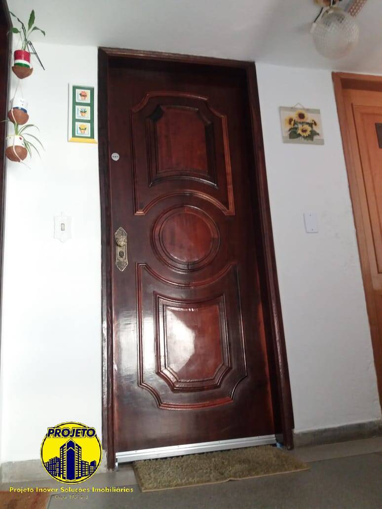 Apartamento à venda com 2 quartos, 64m² - Foto 12