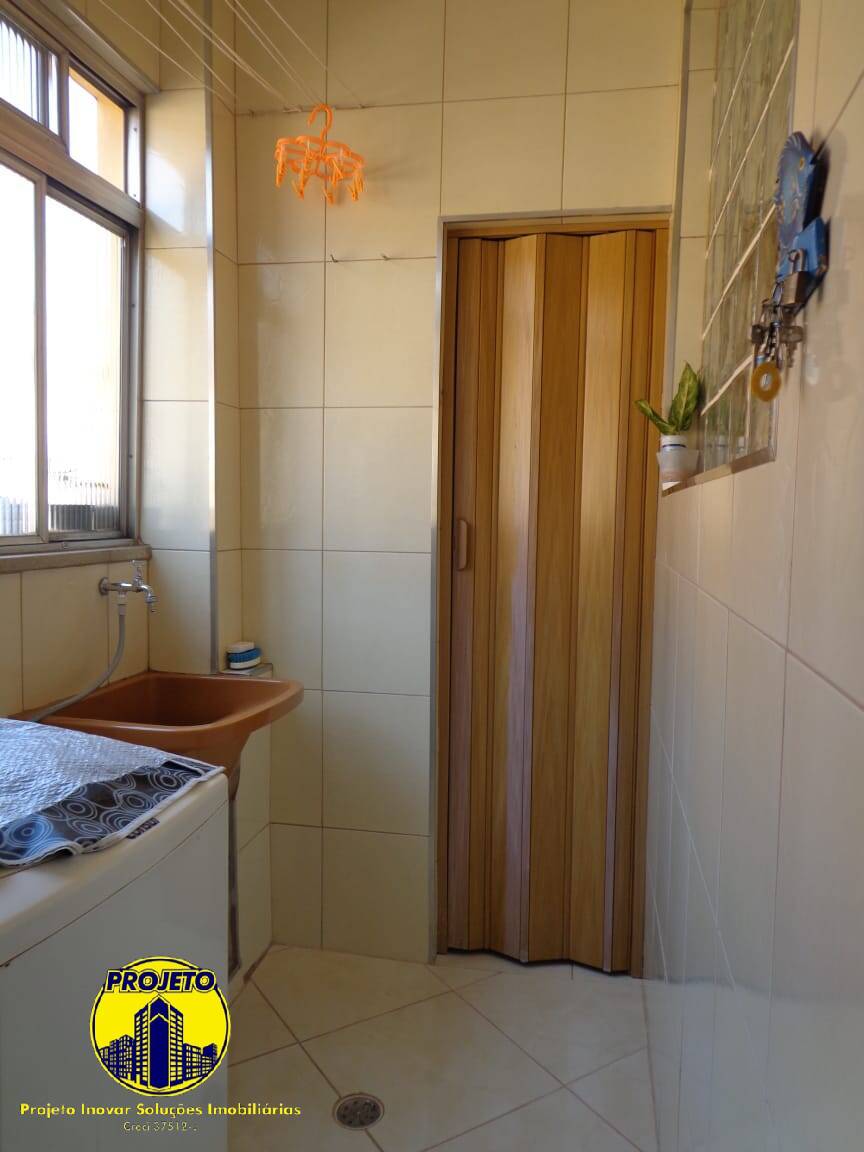 Apartamento à venda com 2 quartos, 64m² - Foto 11