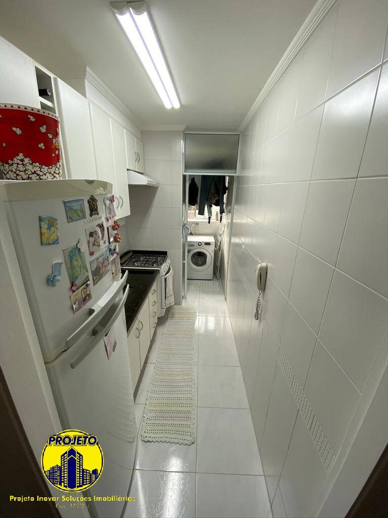 Apartamento à venda com 2 quartos, 60m² - Foto 11