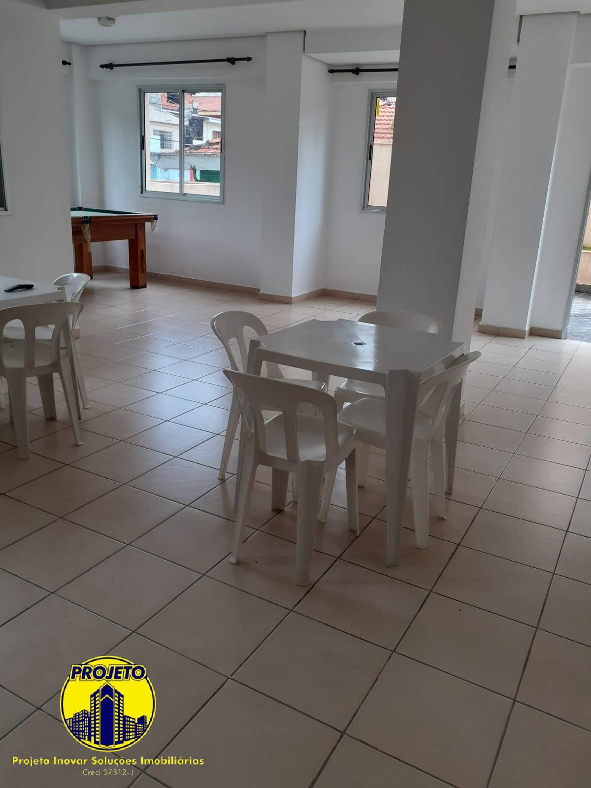 Apartamento à venda com 2 quartos, 60m² - Foto 27