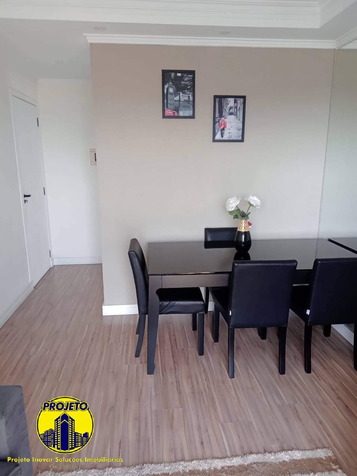 Apartamento à venda com 2 quartos, 56m² - Foto 2