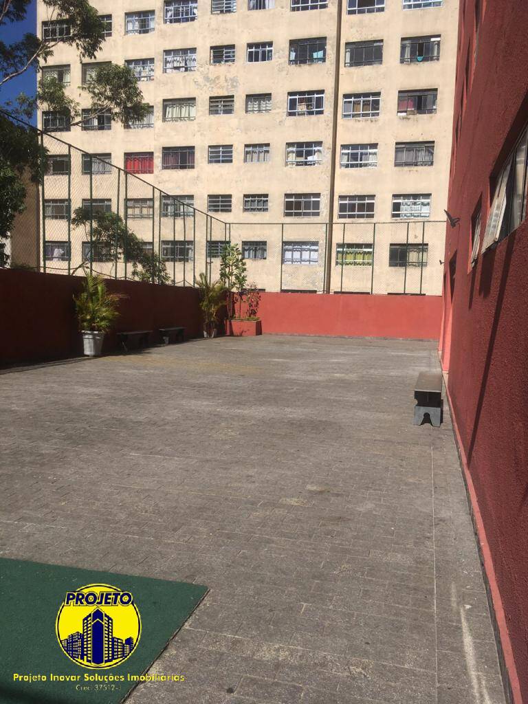 Apartamento para alugar com 1 quarto, 37m² - Foto 18