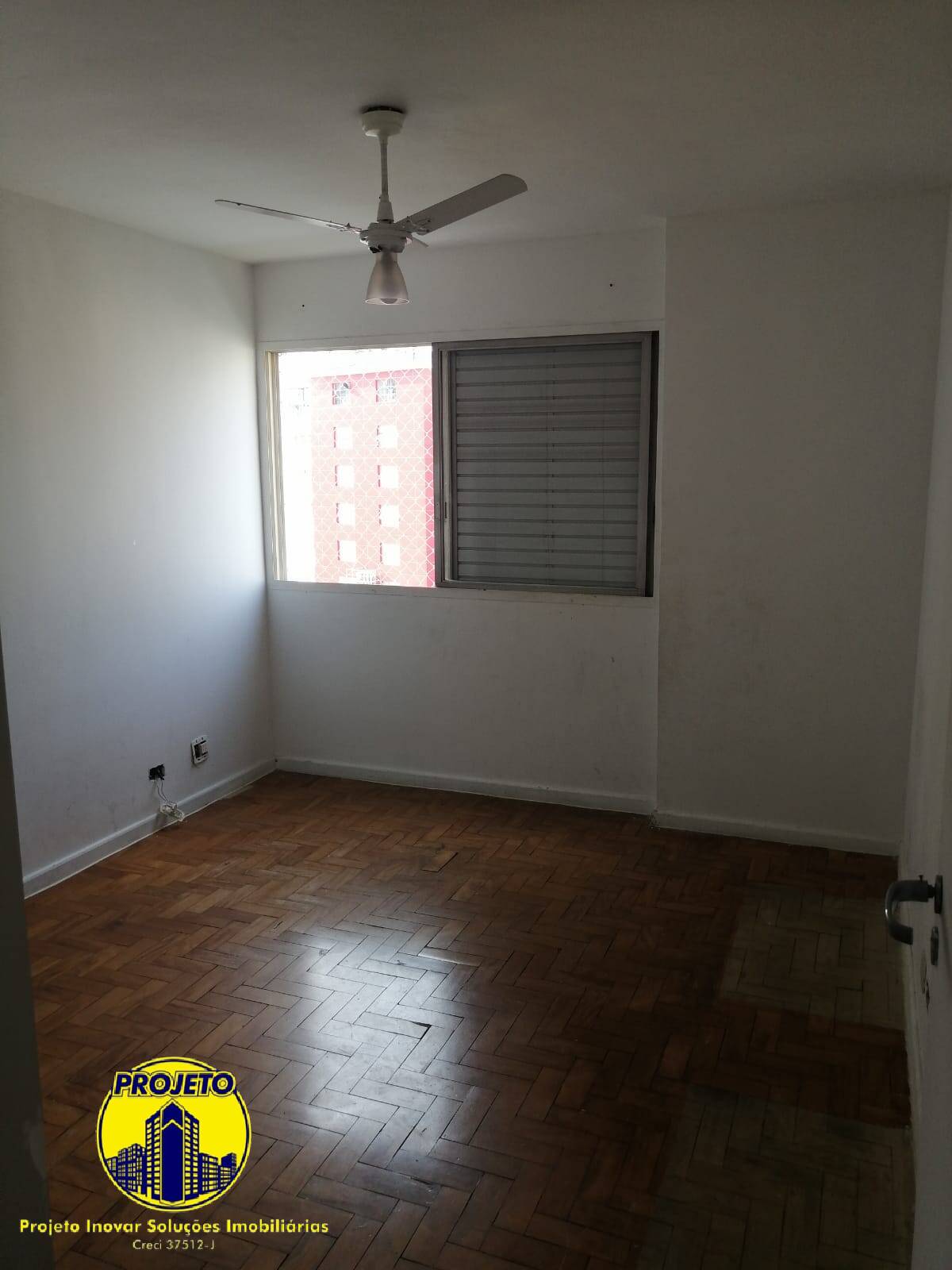 Apartamento à venda com 3 quartos, 126m² - Foto 4