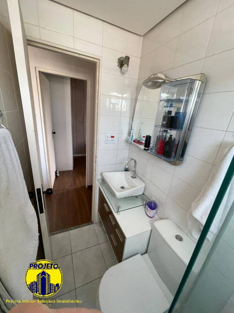 Apartamento para alugar com 2 quartos, 55m² - Foto 18