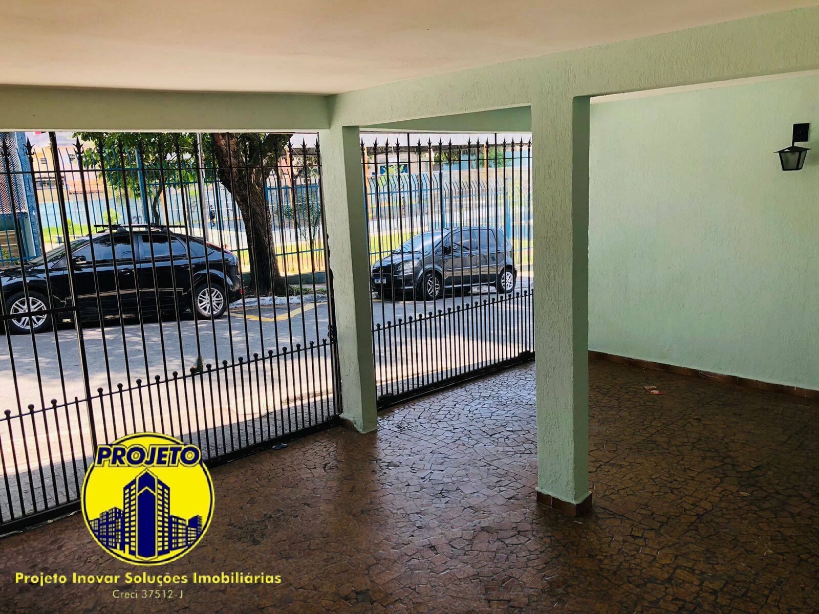 Sobrado à venda com 5 quartos, 198m² - Foto 2