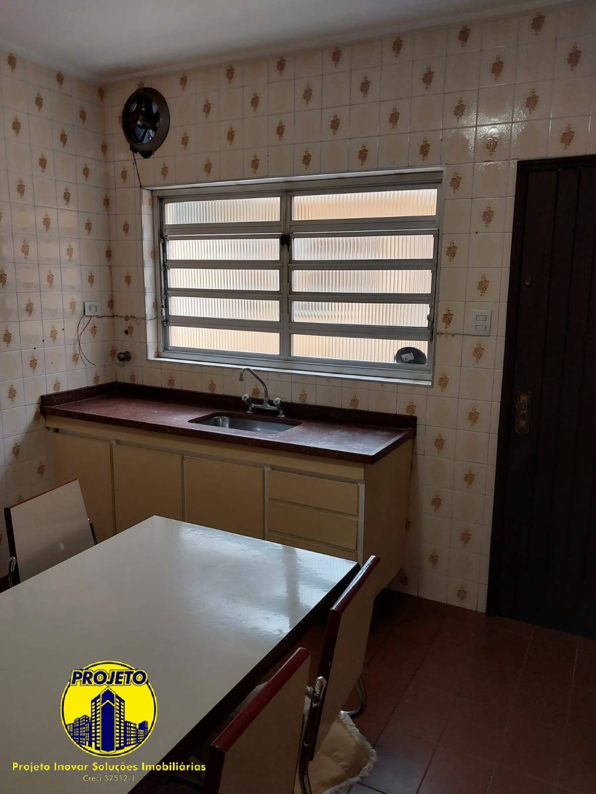 Sobrado à venda com 4 quartos, 180m² - Foto 4