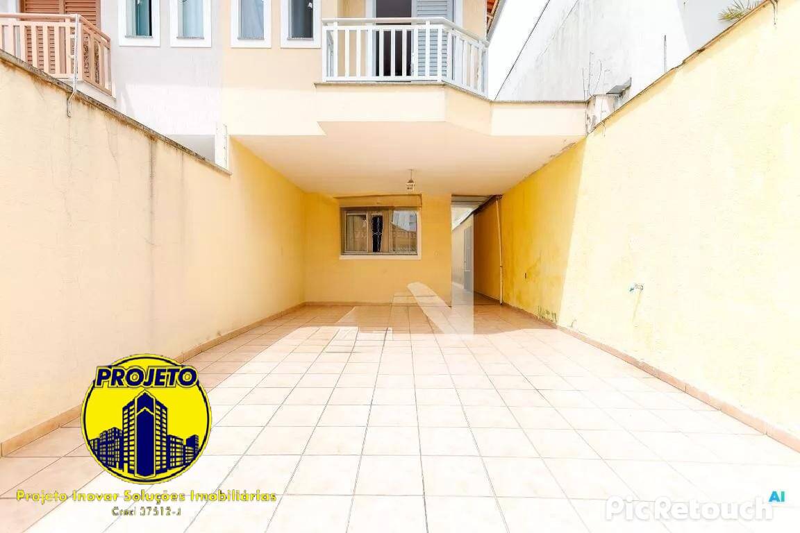 Casa à venda com 4 quartos, 150m² - Foto 1