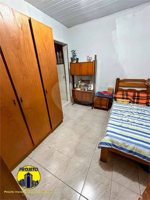 Casa à venda com 2 quartos, 126m² - Foto 4