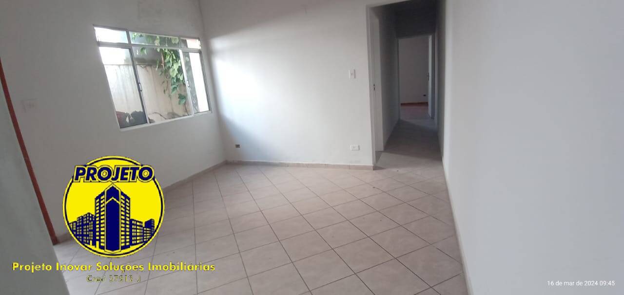 Casa para alugar com 2 quartos, 100m² - Foto 2