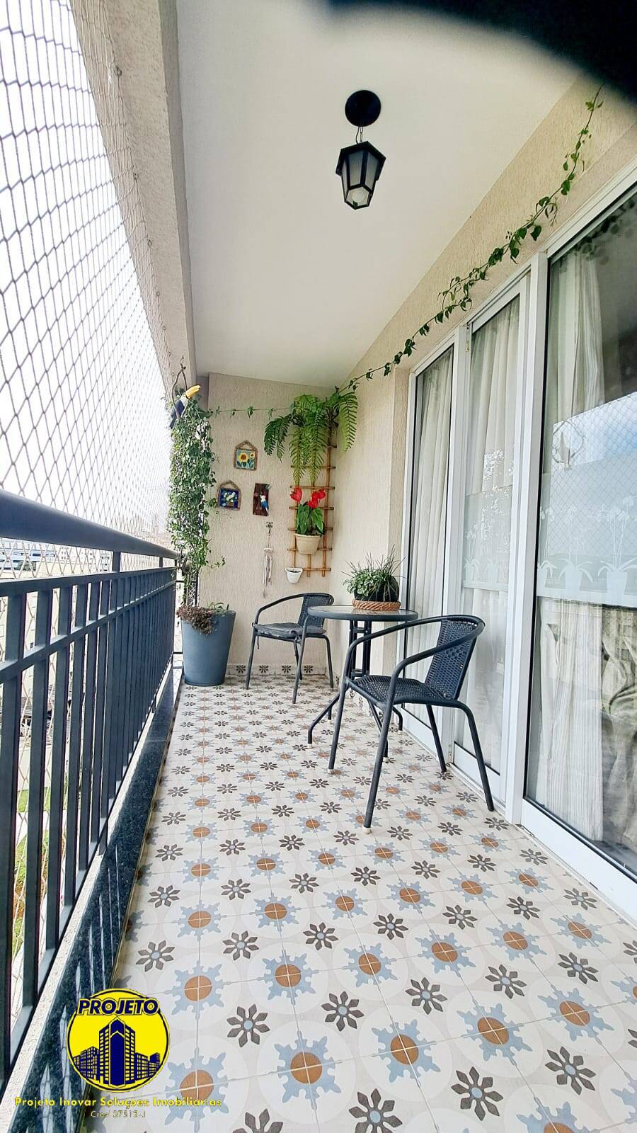 Apartamento à venda com 3 quartos, 90m² - Foto 2