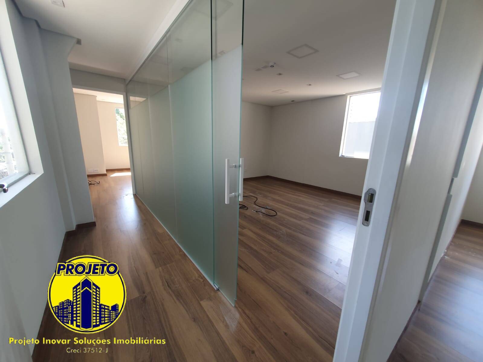 Prédio Inteiro para alugar, 550m² - Foto 28