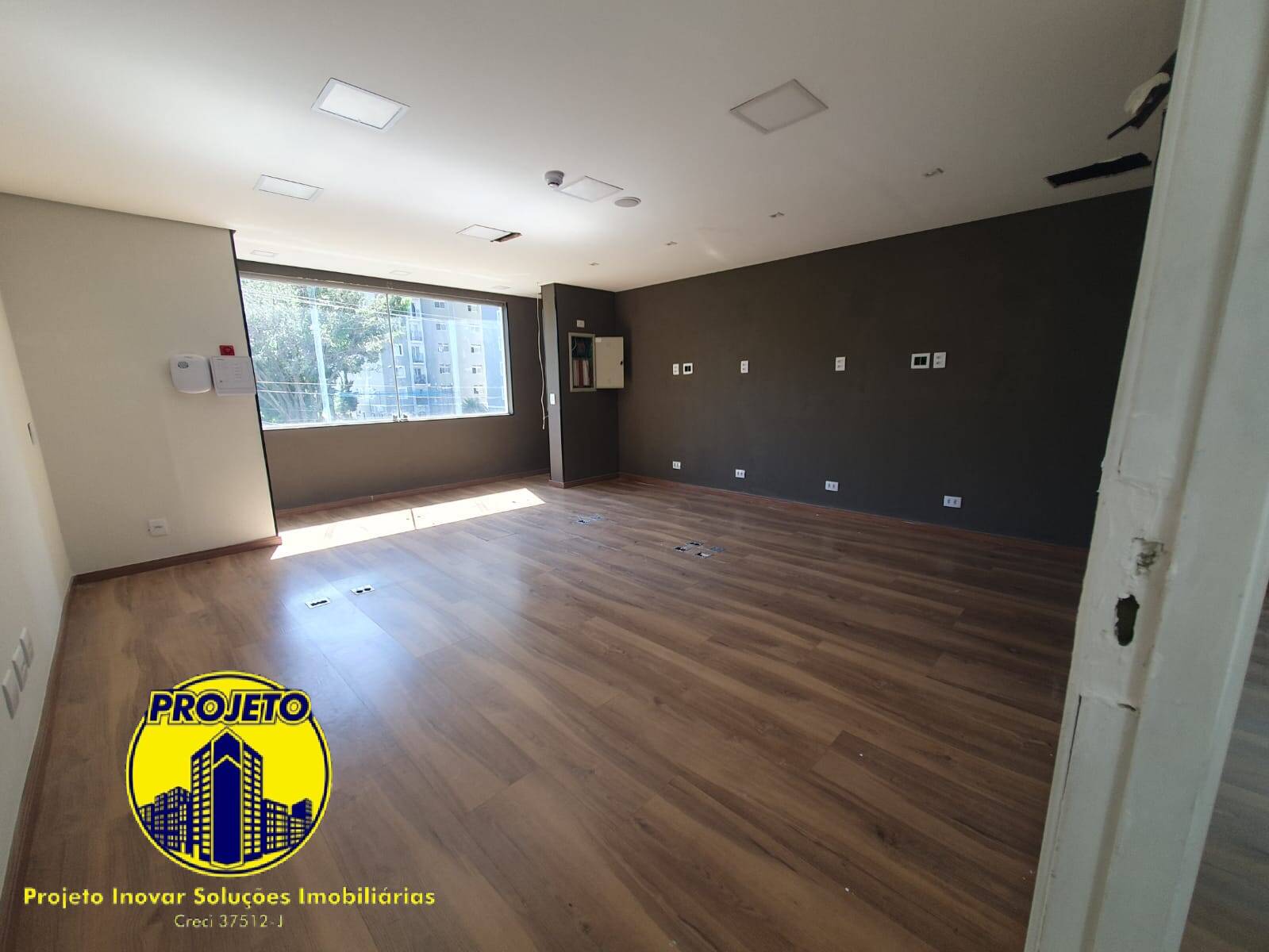 Prédio Inteiro para alugar, 550m² - Foto 12