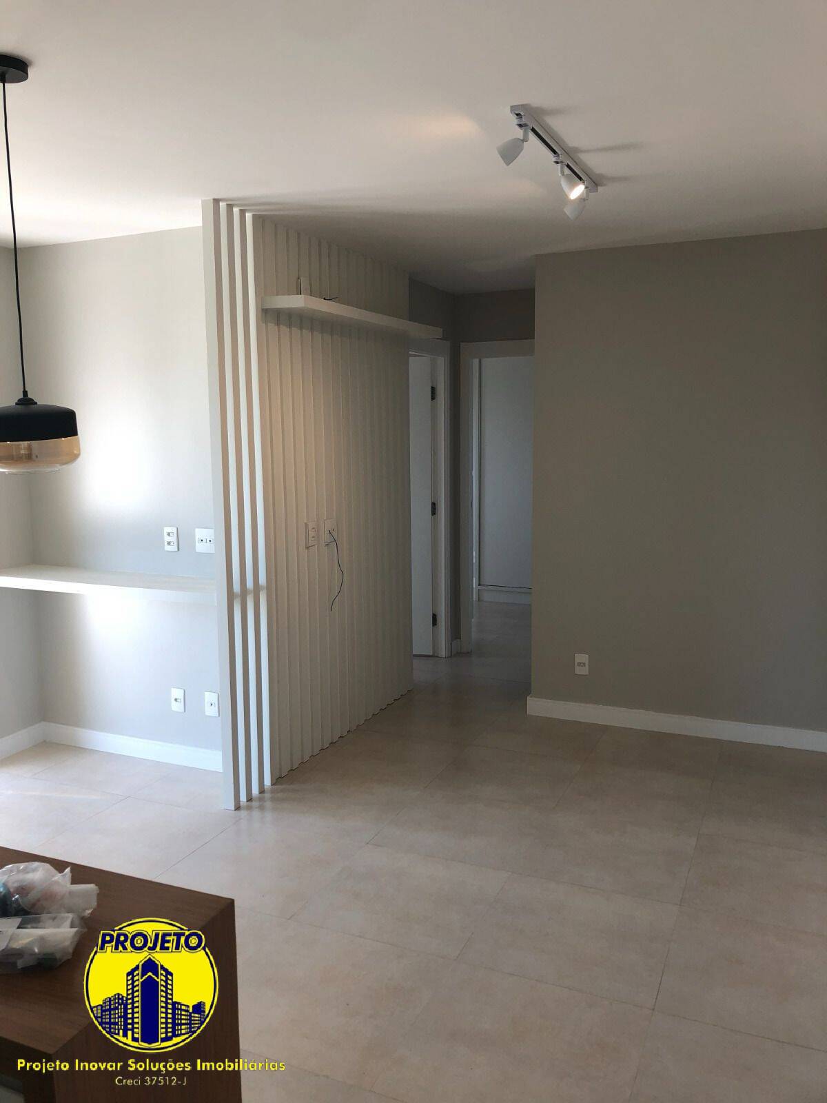 Apartamento à venda com 2 quartos, 55m² - Foto 2