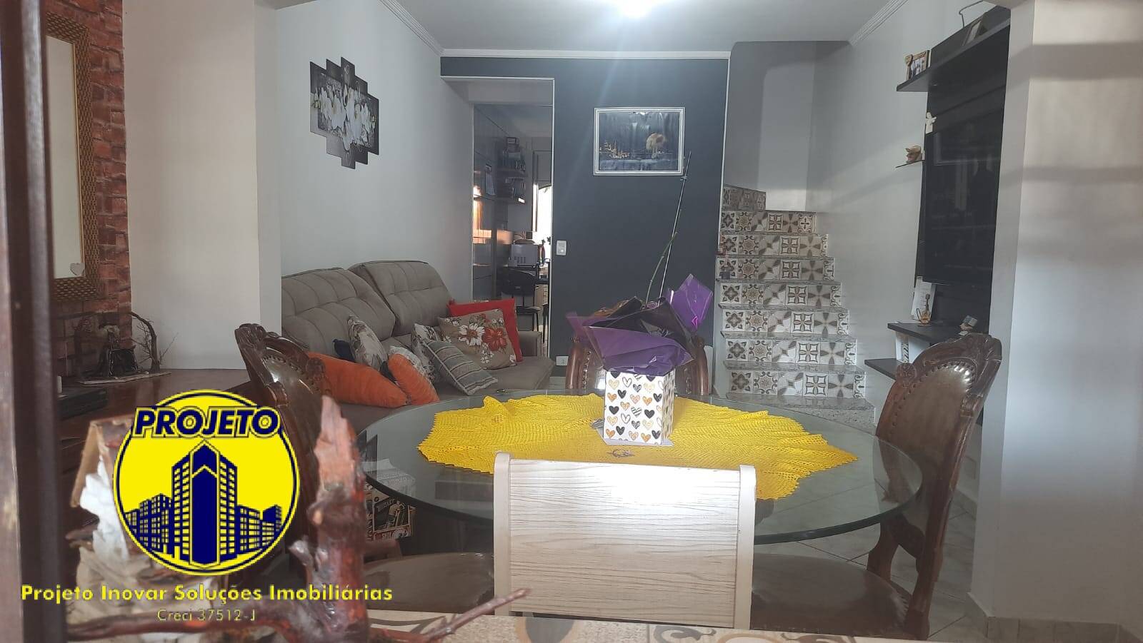 Sobrado à venda com 3 quartos, 200m² - Foto 4