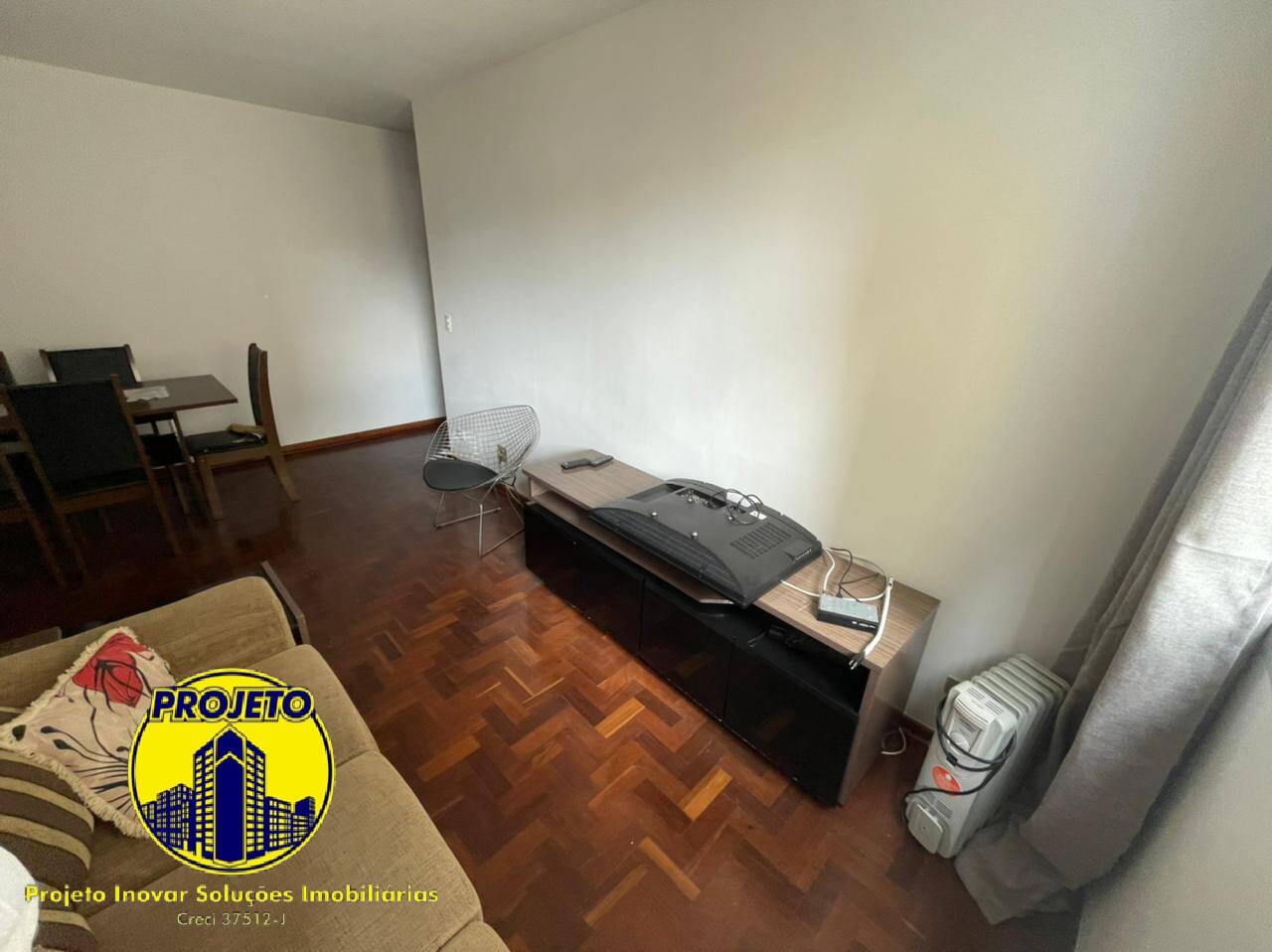 Apartamento à venda com 2 quartos, 66m² - Foto 2