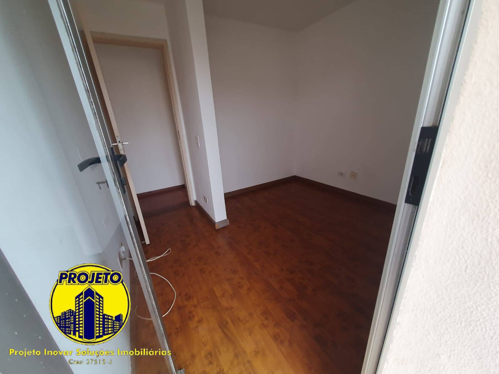 Apartamento para alugar com 3 quartos, 75m² - Foto 7